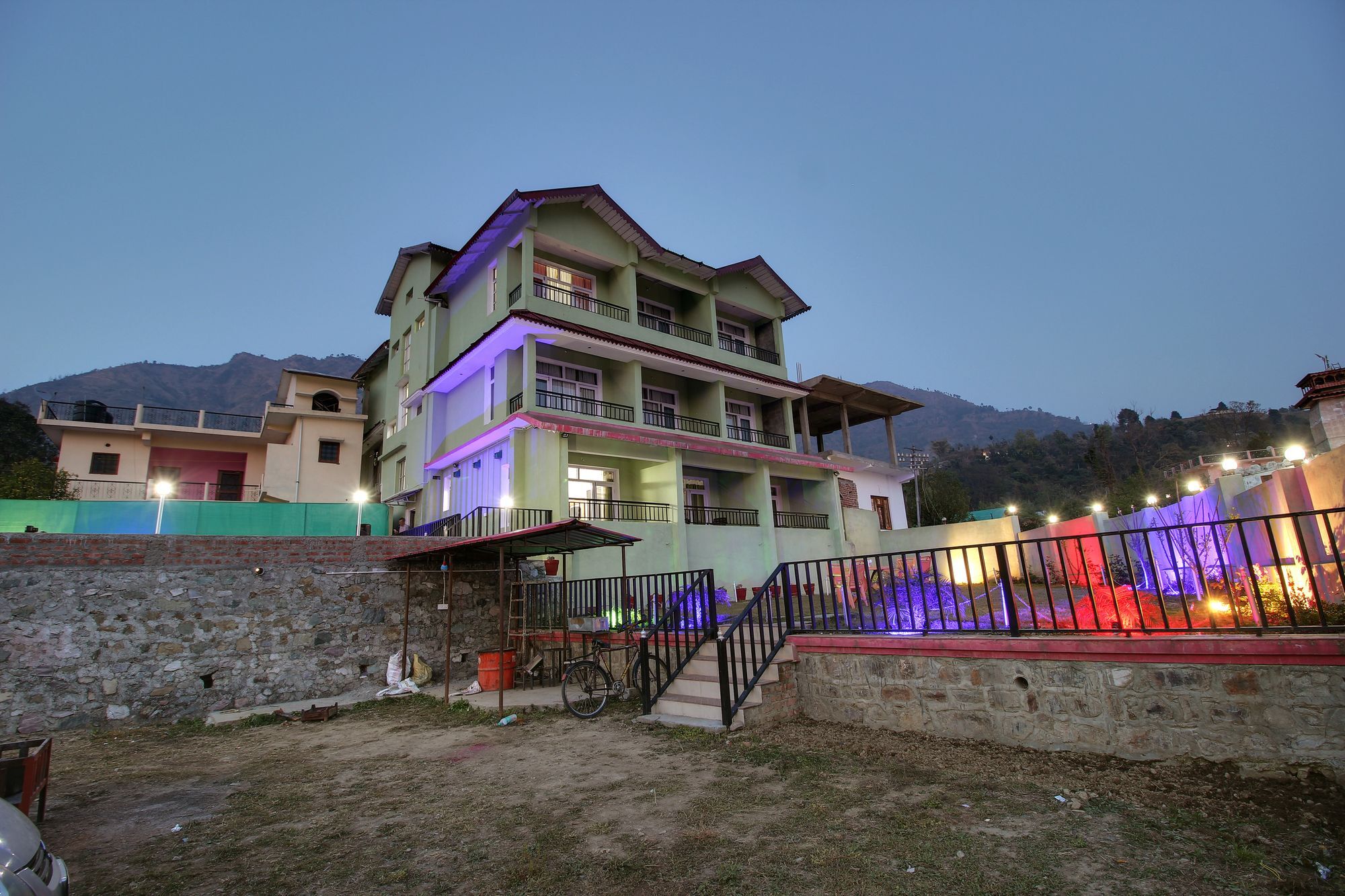 Treebo Spring Birds Hotel Bhimtal Luaran gambar